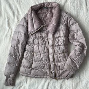 Athleta winter puffer jacket. Soft mauve pink color with Gold zippers.